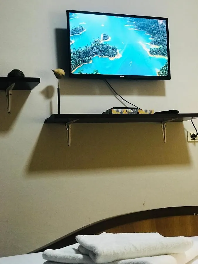 Proper House Iva Apartment Tirana